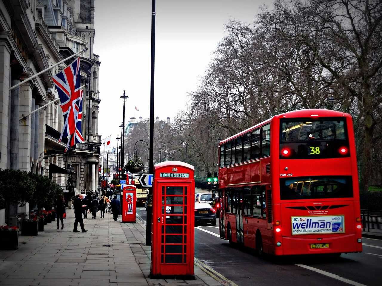 How to use public transport in London