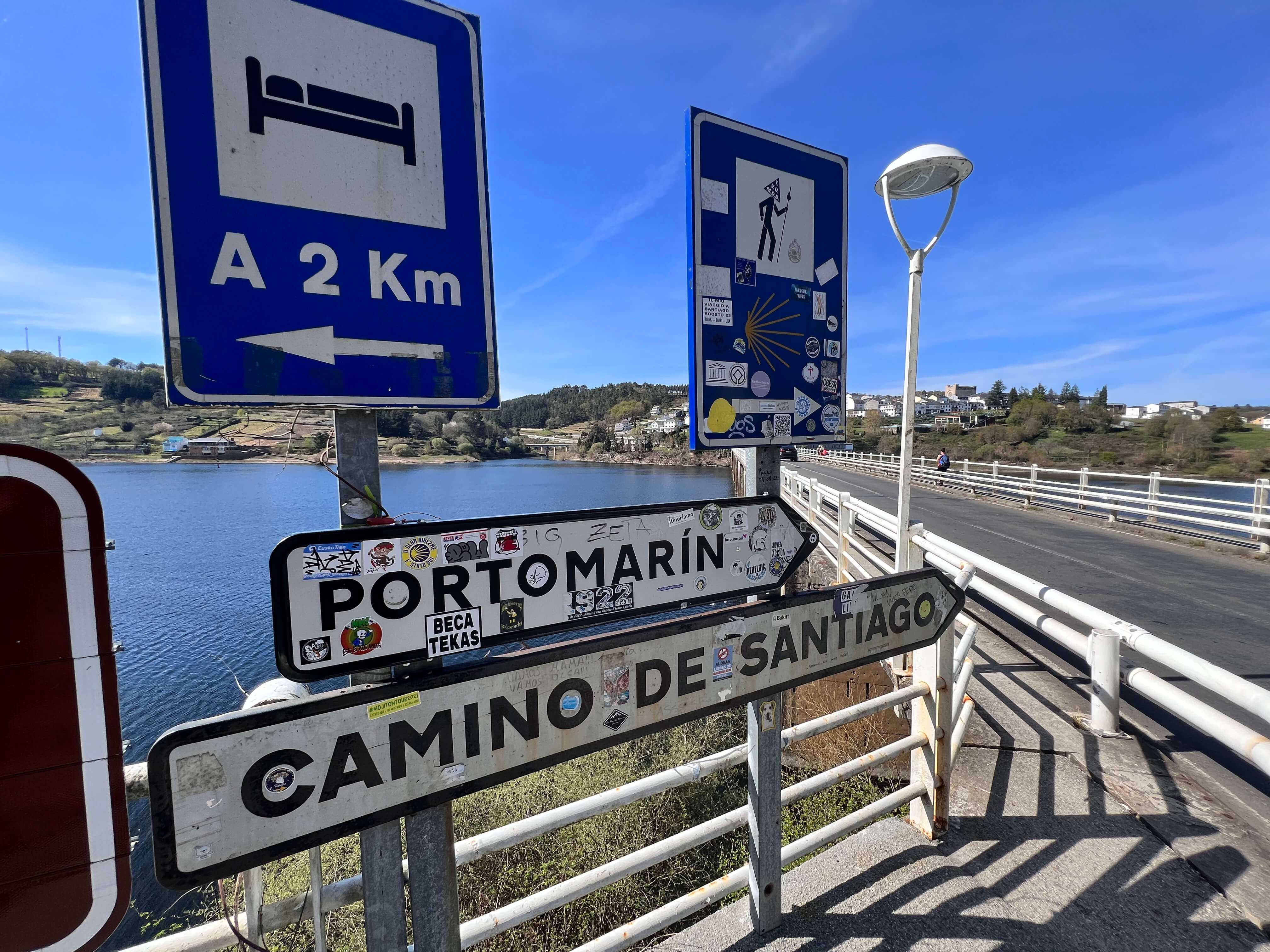 How much does it cost to walk the Camino de Santiago from Sarria?