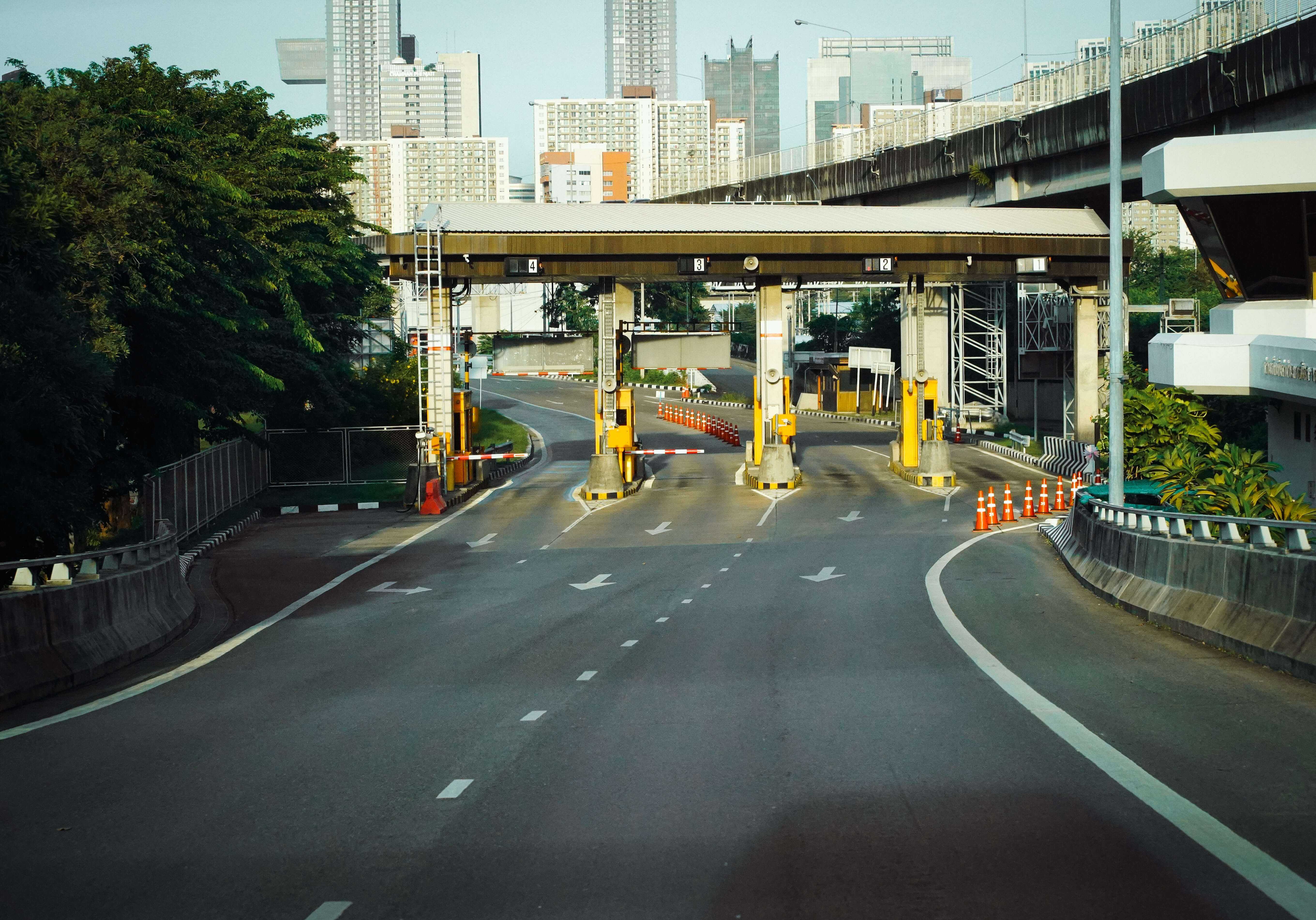 What to do before driving to Portugal? Electronic toll payment