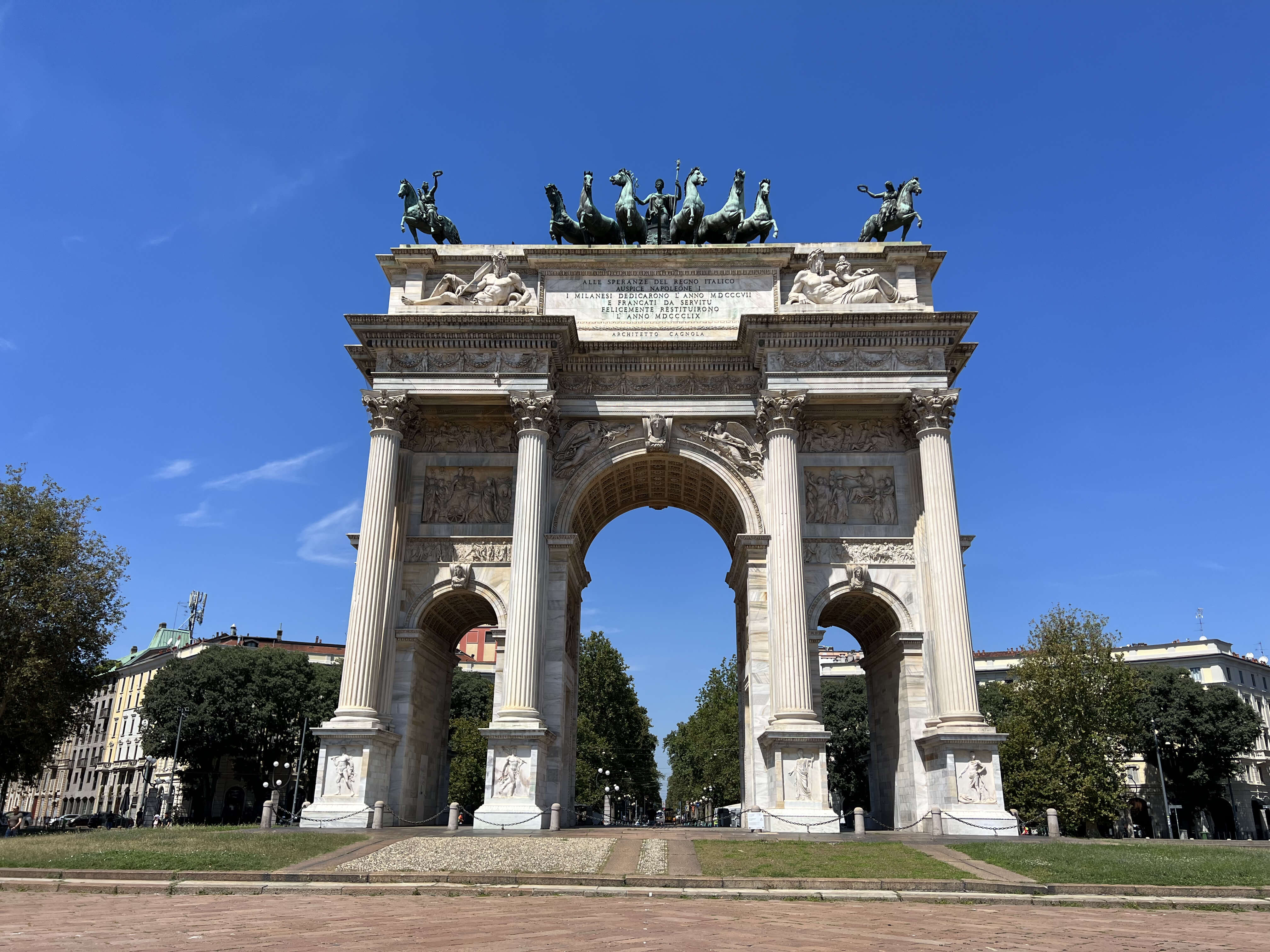 Arco della Pace in Milan